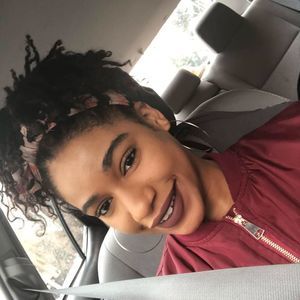 Meet your Posher, Leah